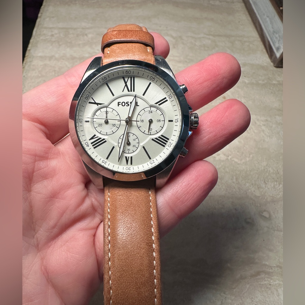 Fossil Silver Case With Brown Leather Strap Watch
